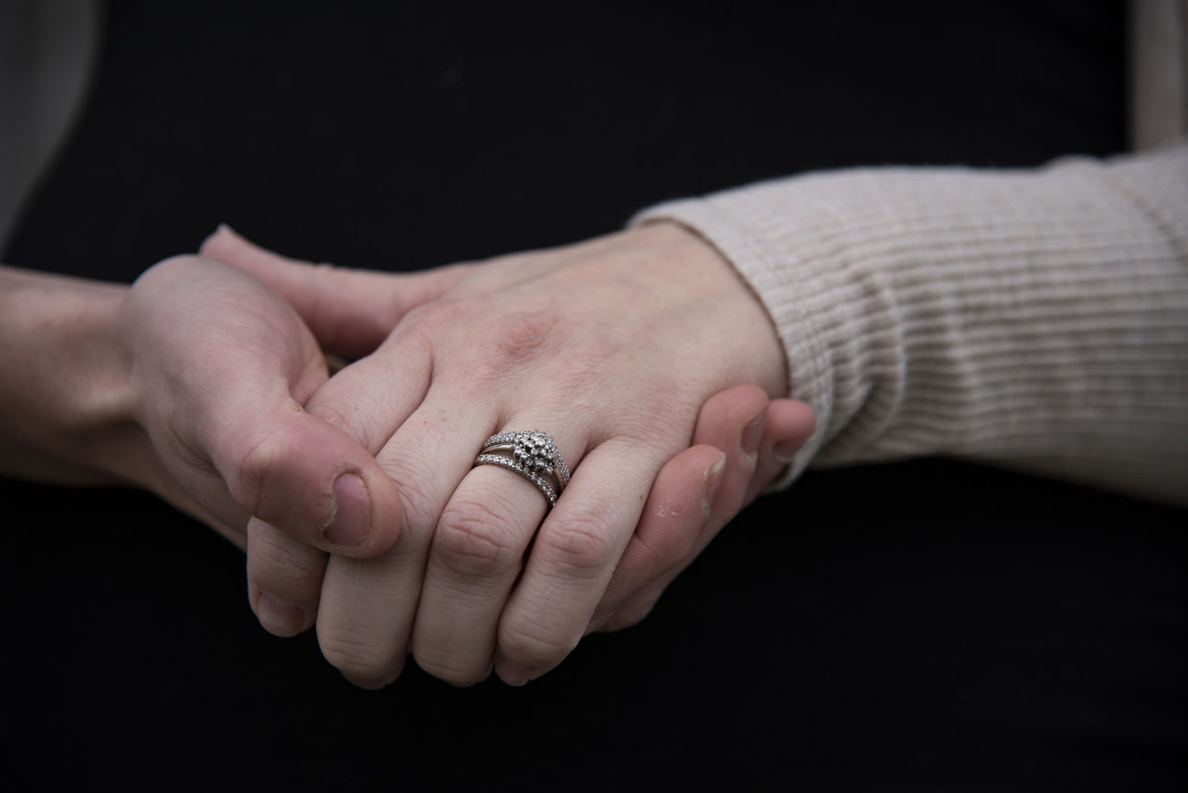 Couple ties the knot in virtual ceremony